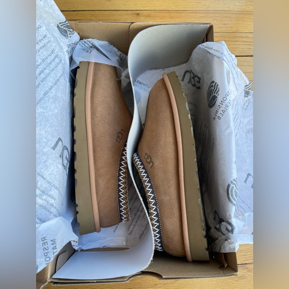 UGG Tasman Slippers - Picture 3 of 7